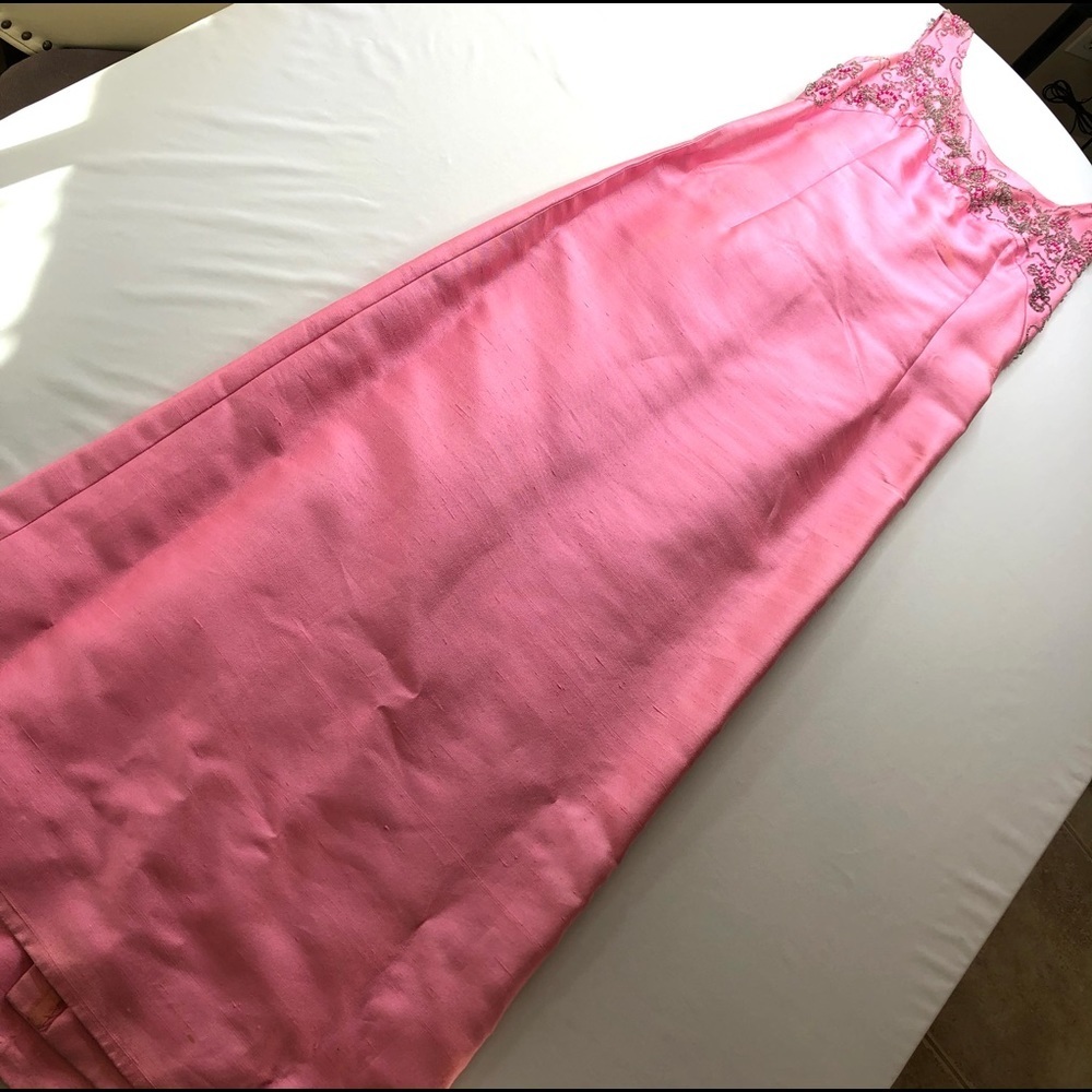 Vintage Hand-Made Beaded Evening Gown. Pink Silver - Picture 7 of 16